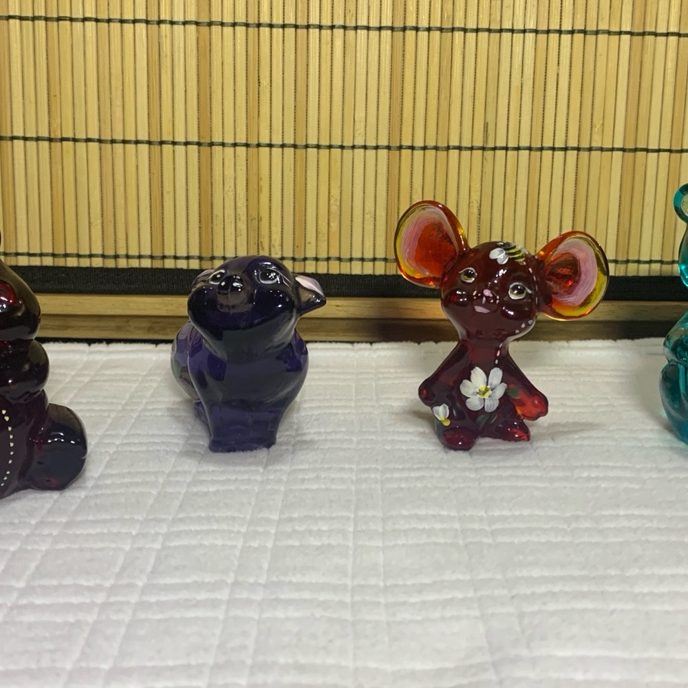 Mix Lot Of 4 Fenton Art Glass Figurines All Signed - Mouse, Bear, Hippo, Pig